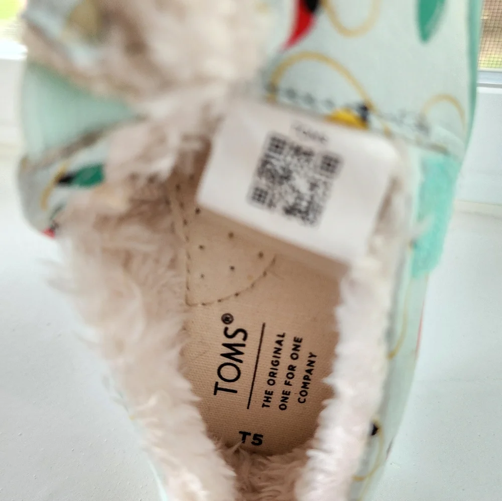 TOMs Kids Toddlers Christmas Lights Patterned Lined Slippers Size 5T